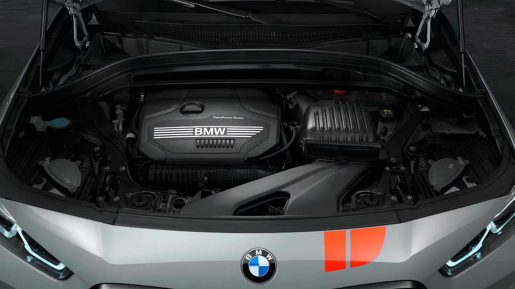 2022 BMW X2 in silver 