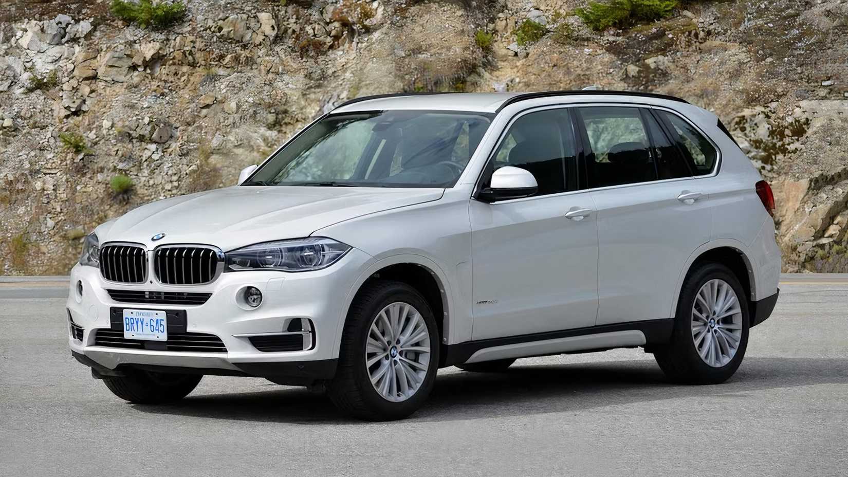 2018 BMW X5 in white parked