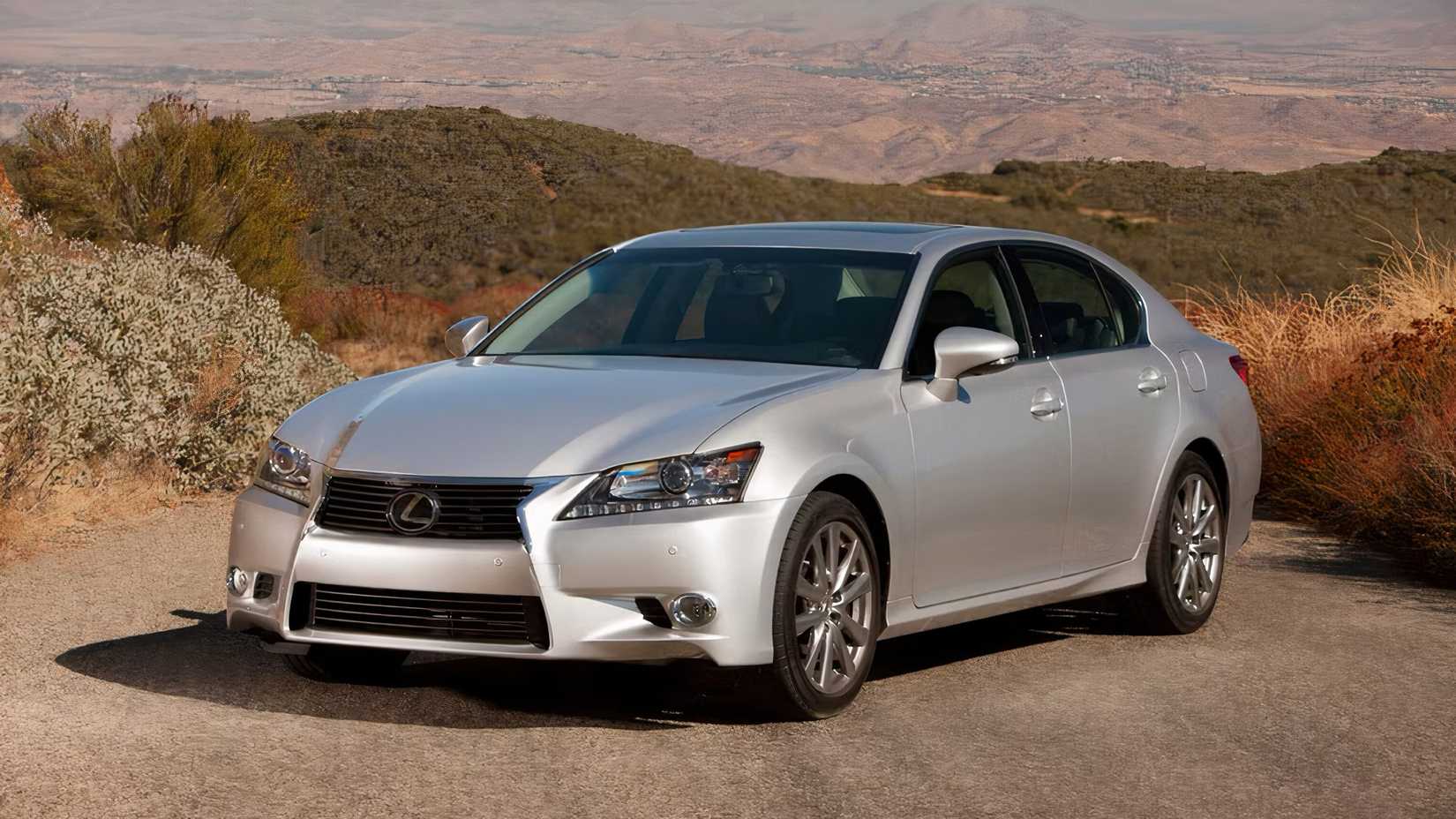 2015 Lexus GS in silver parked off-road