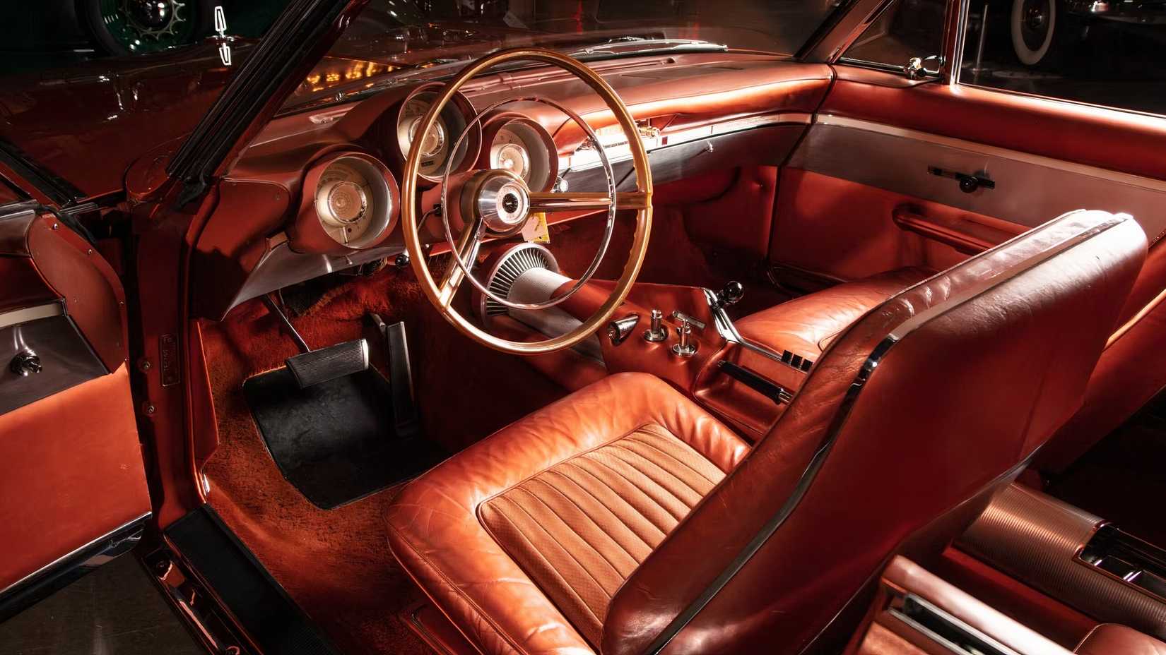 Chrysler Turbine Car, interior