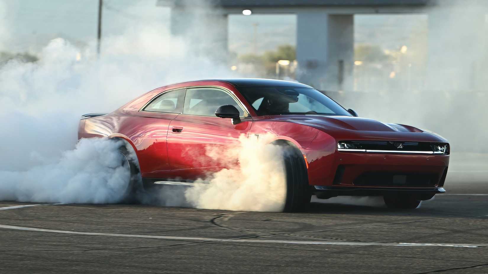 Burnout AWD de 2026 Dodge Charger Daytona