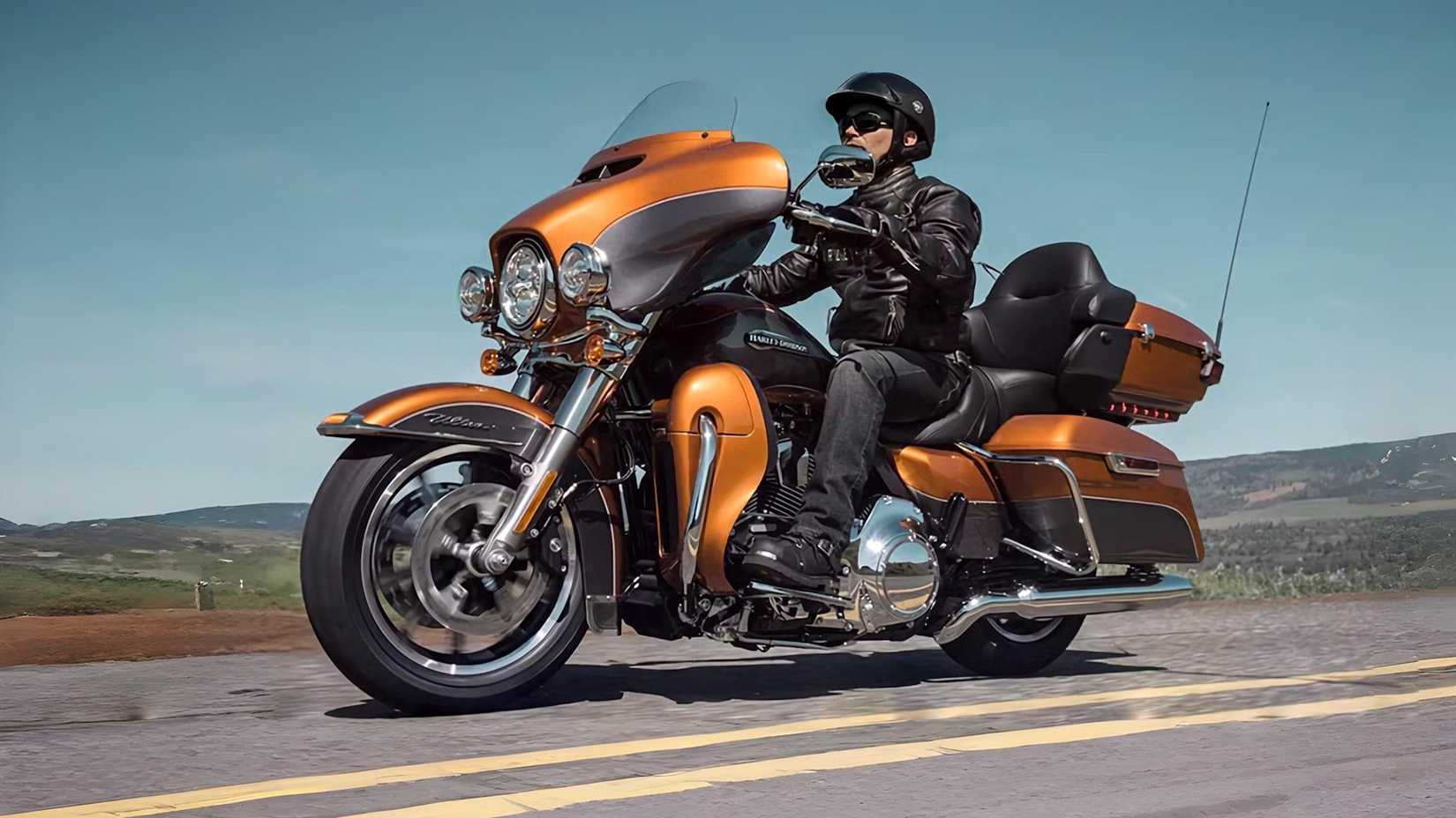 Rider on a 2015 Harley-Davidson Electra Glide Ultra Classic