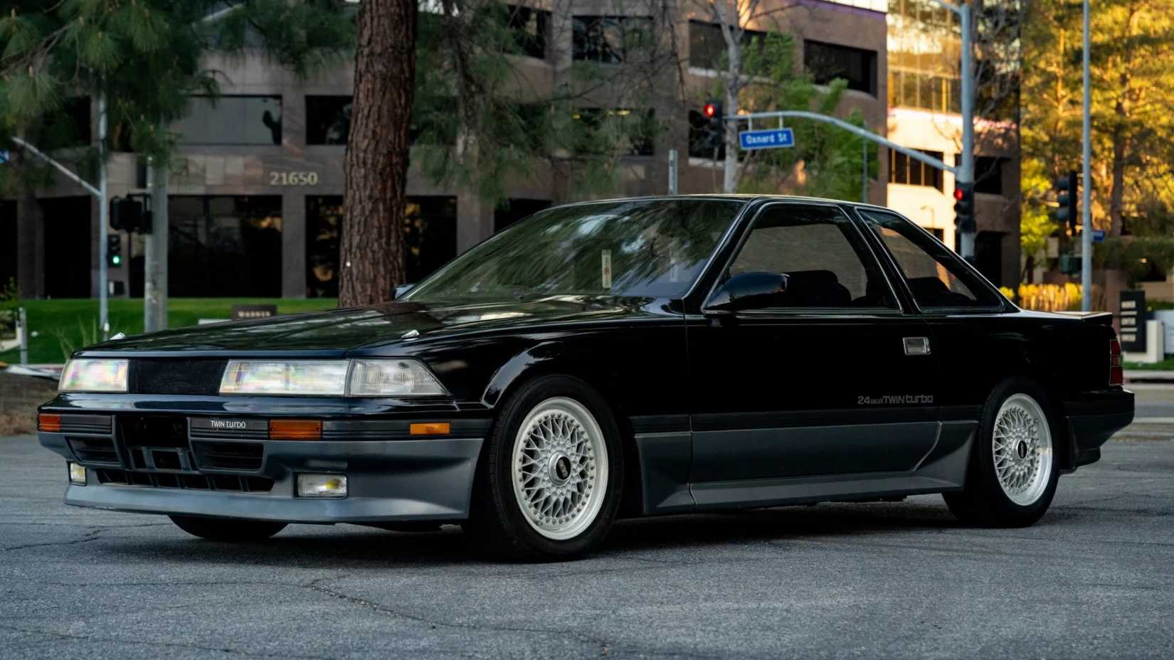 Toyota Soarer-1
