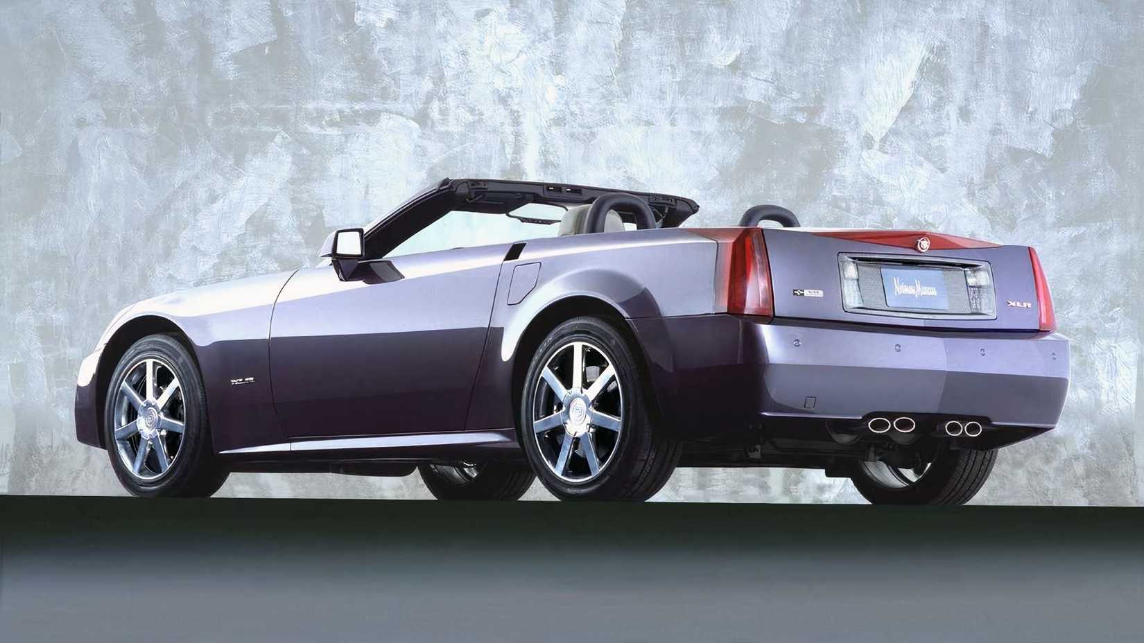 Cadillac XLR (2004), traseira 3/4
