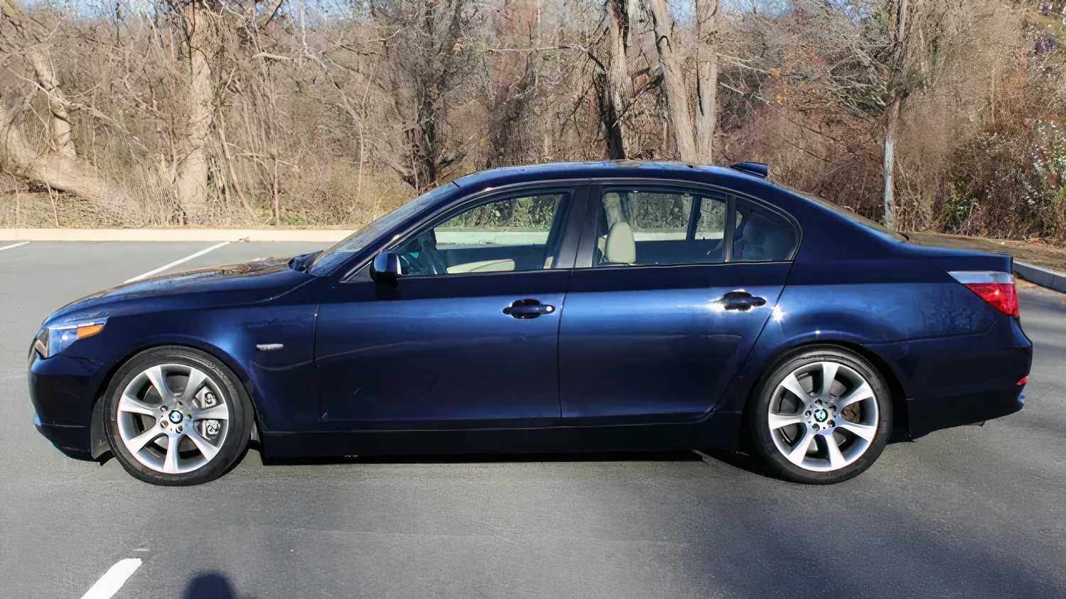 545i 10 Overlooked Sedans With V8 Engines