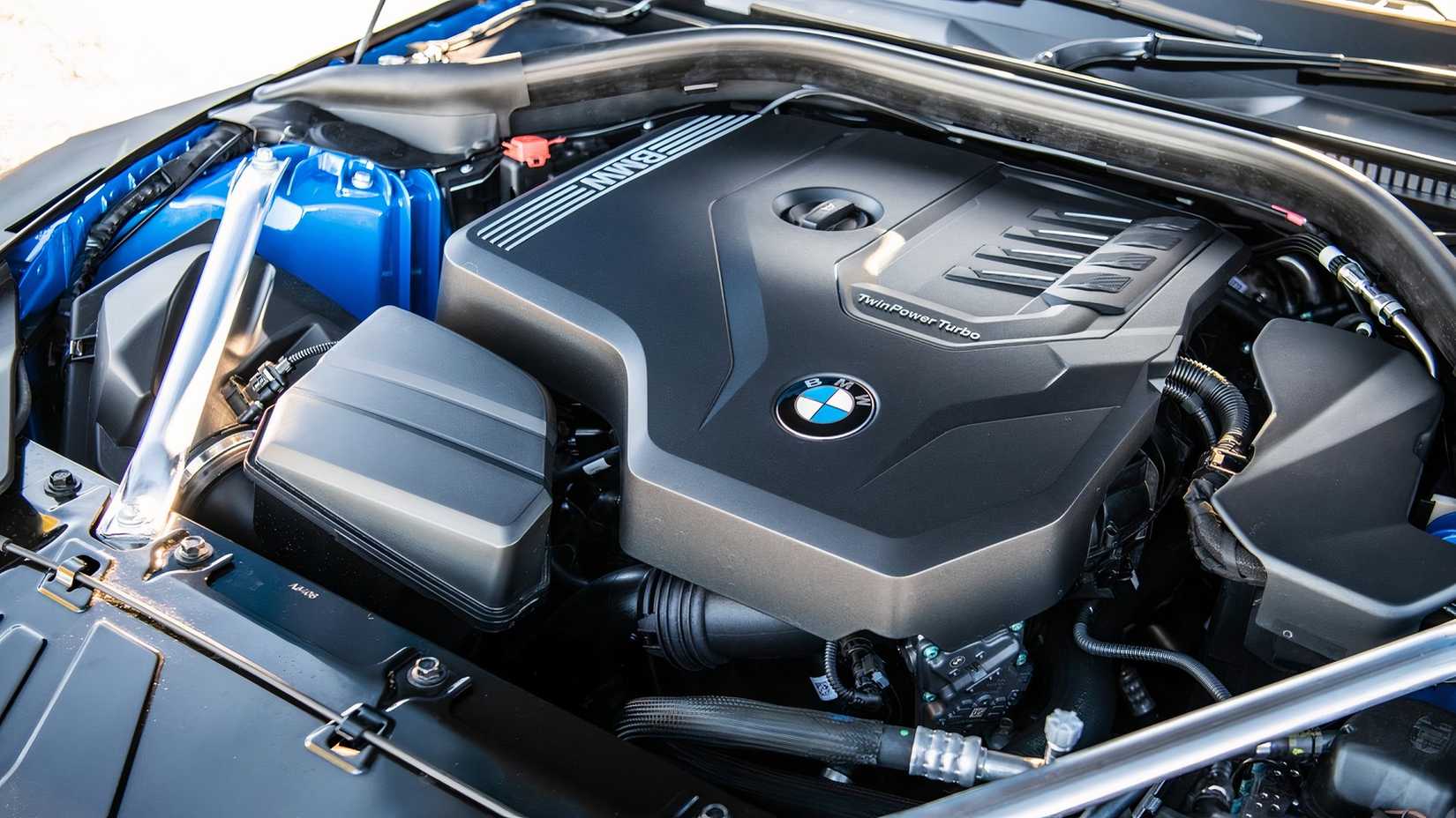 Motor BMW Z4, close-up