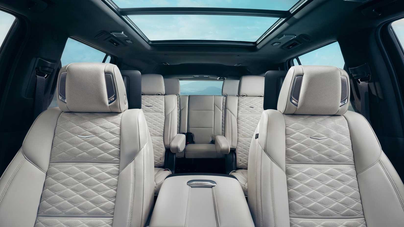 2025 Cadillac Escalade, interior