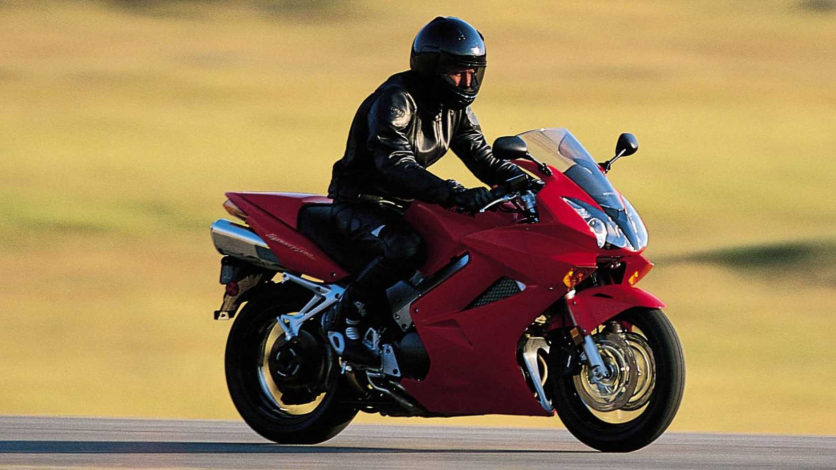 2002 Honda VFRT800F Interceptor