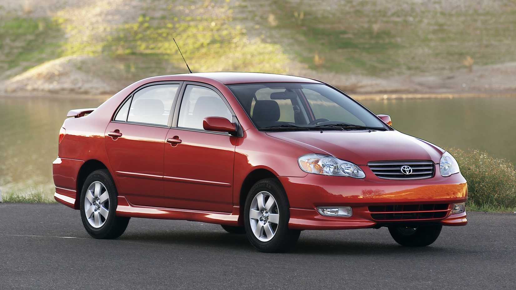 2005 Toyota Corolla angle static