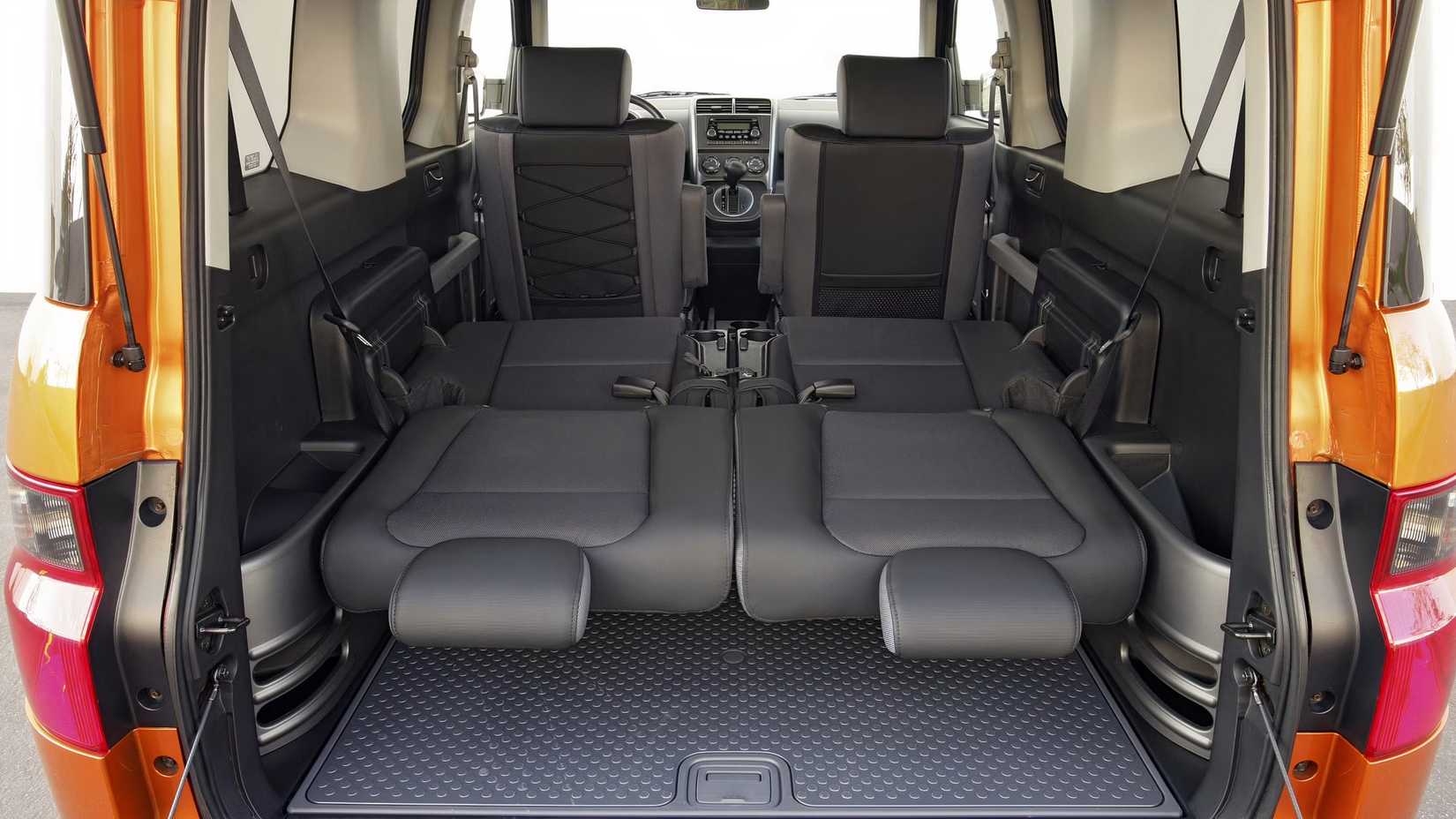 2006 Honda Element seats