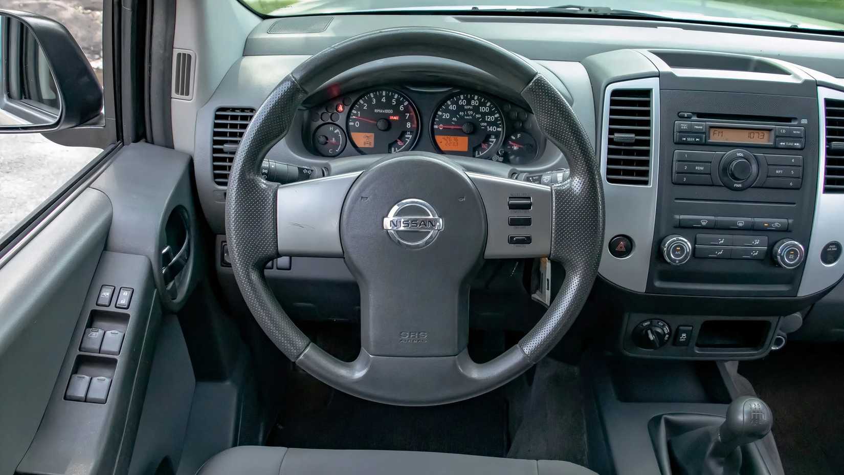 2012 Nissan Xterra front seat