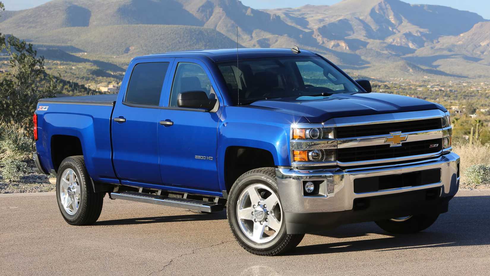 Blue 2016 Chevrolet Silverado 2500HD (2)