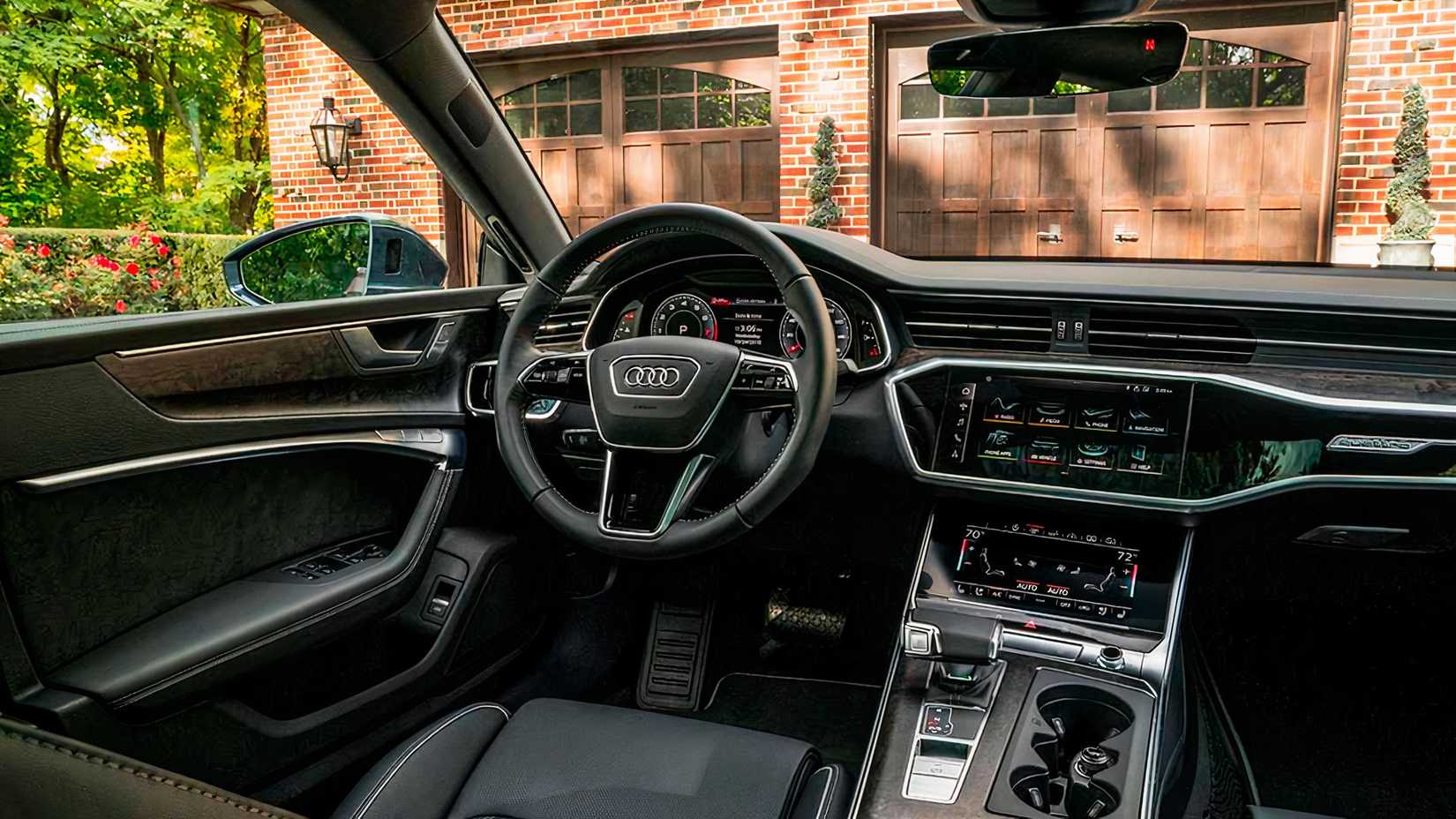 2020 Audi A6 interiorcropped