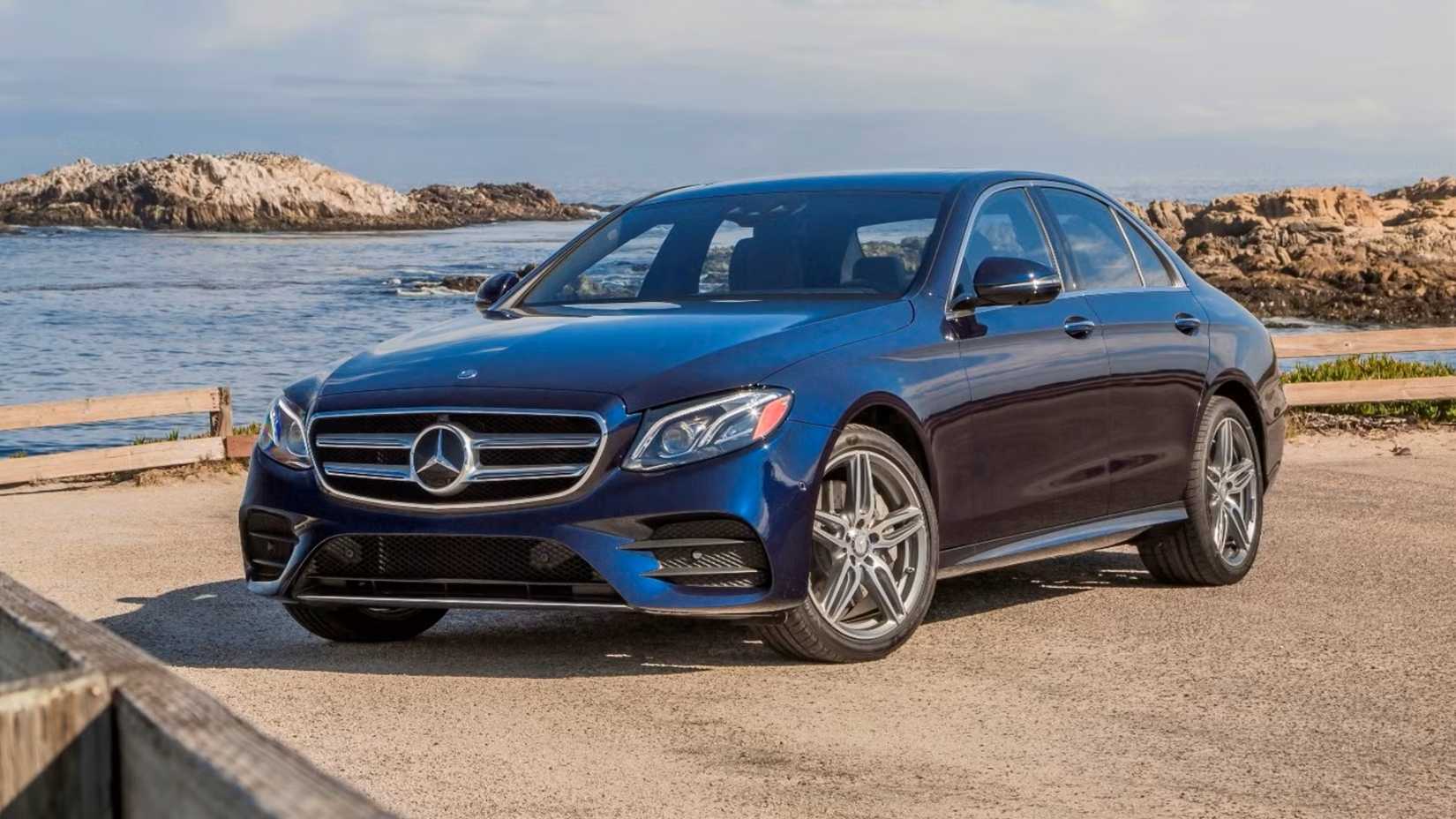 Blue 2020 Mercedes E-Class Sedan (2)