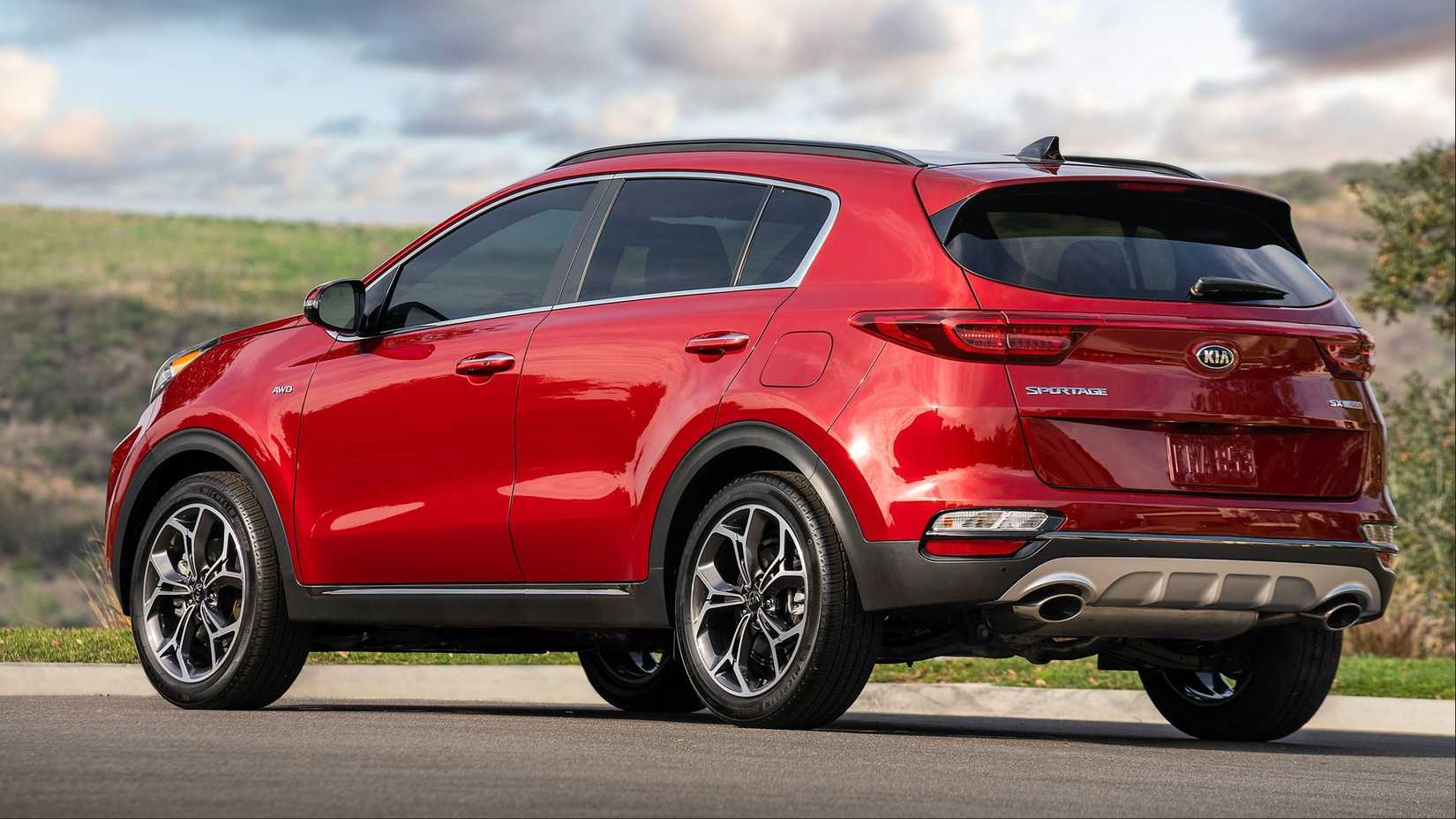 Red 2022 Kia Sportage (2)