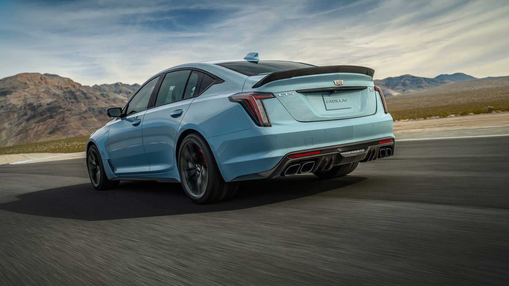 2025 Cadillac CT5-V Blackwing-01