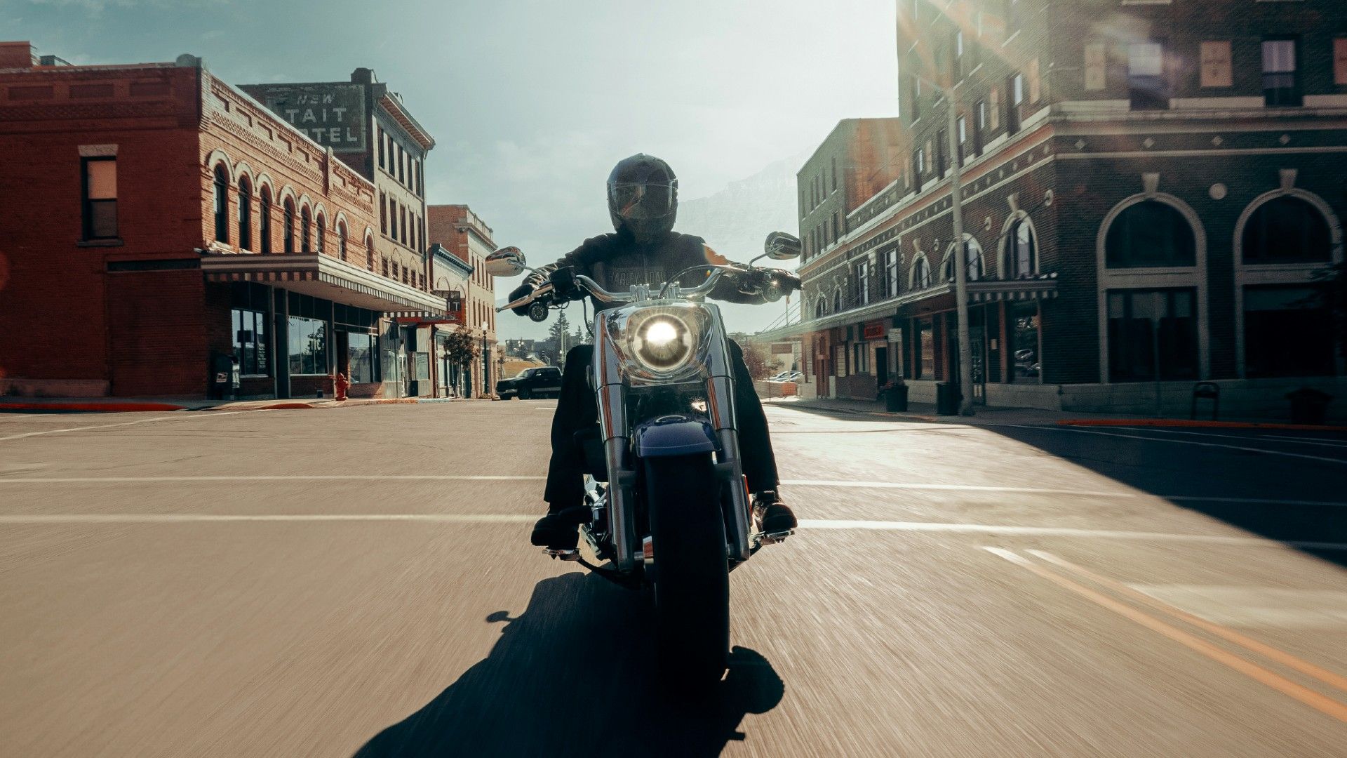 2025 Harley-Davidson Fat Boy Action Front