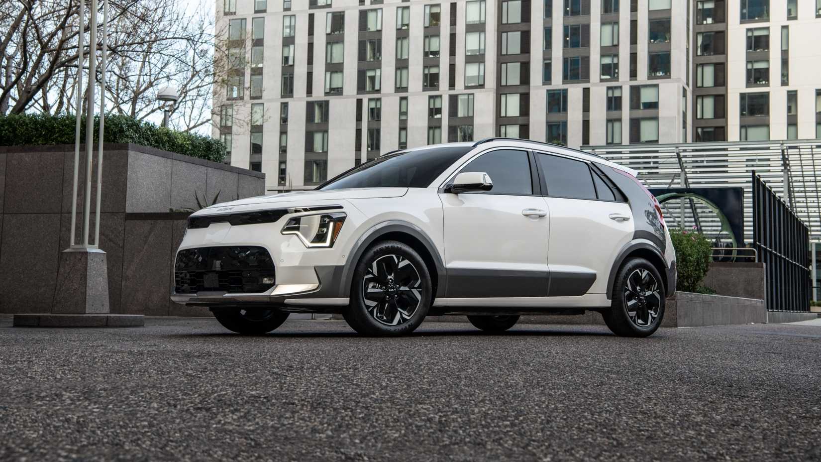 2025 Kia Niro EV -- Front Three-Quarter