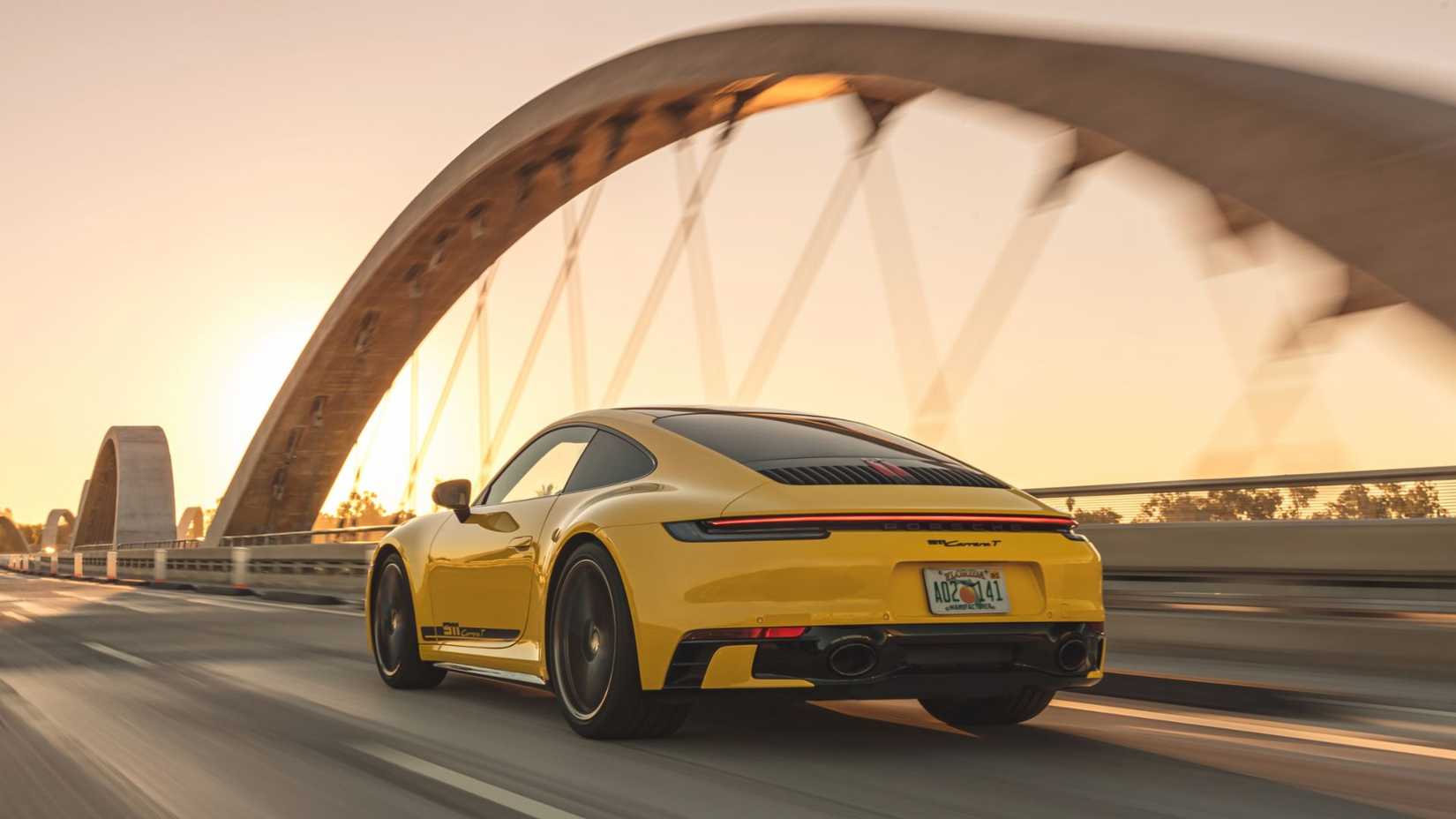 2025 Porsche 911 Carrera T 1