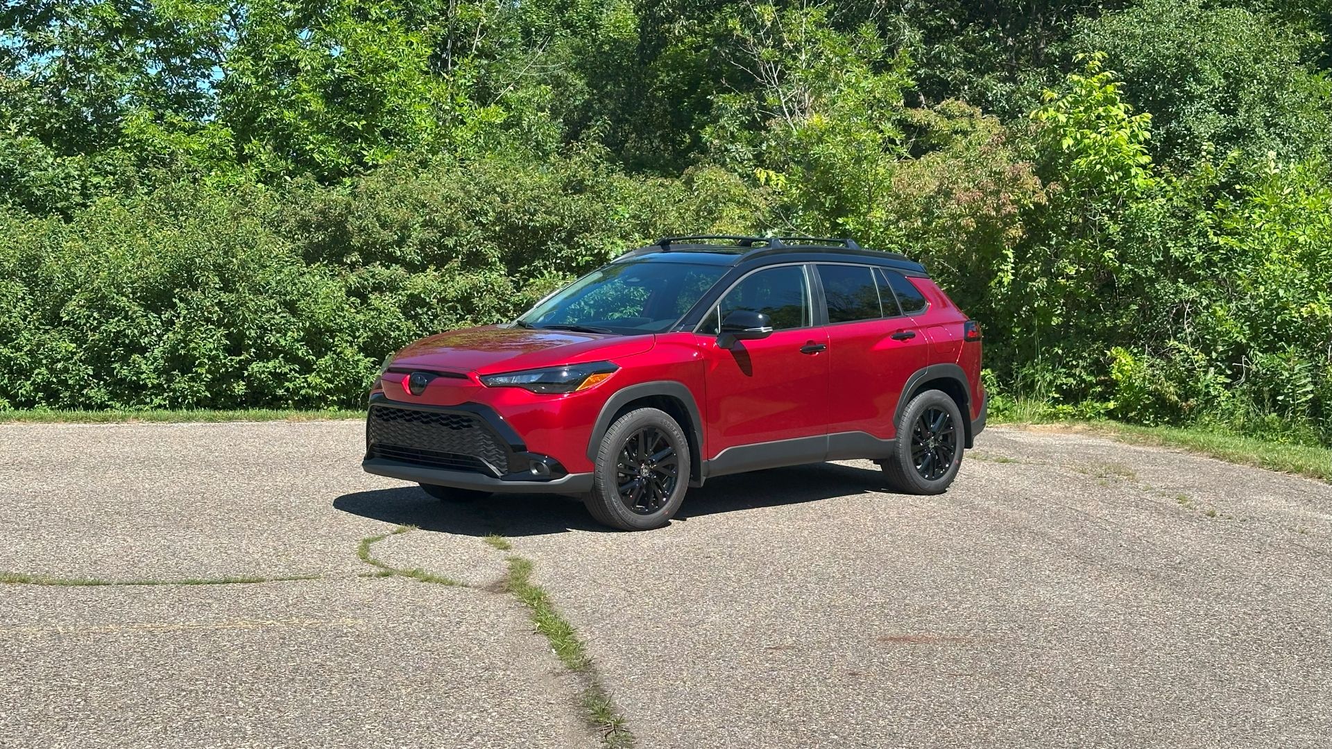 2025 Toyota Corolla Cross Hybrid Nightshade -- Front Three-Quarter 04