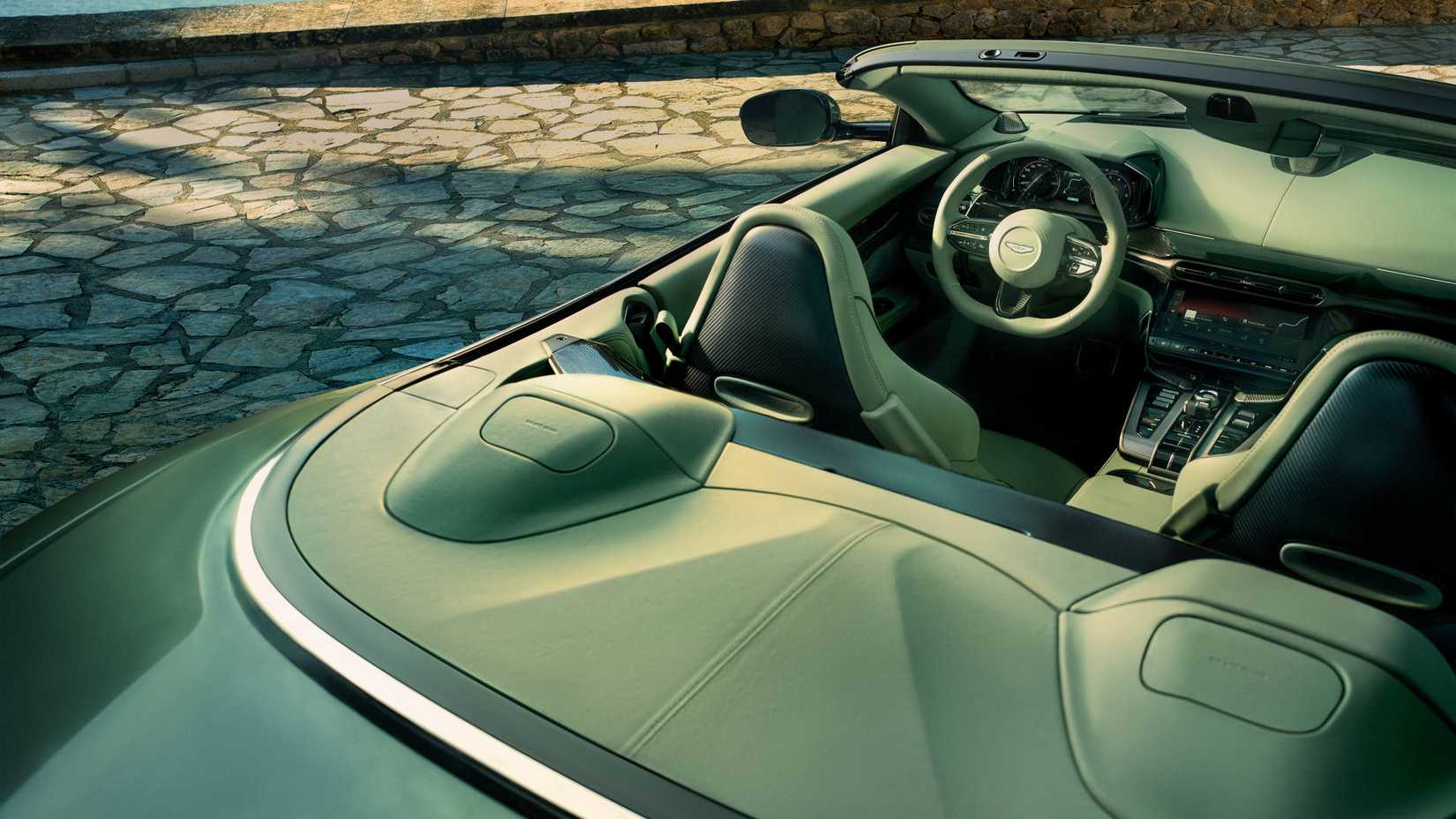 2026 Aston Martin vence Volante 51