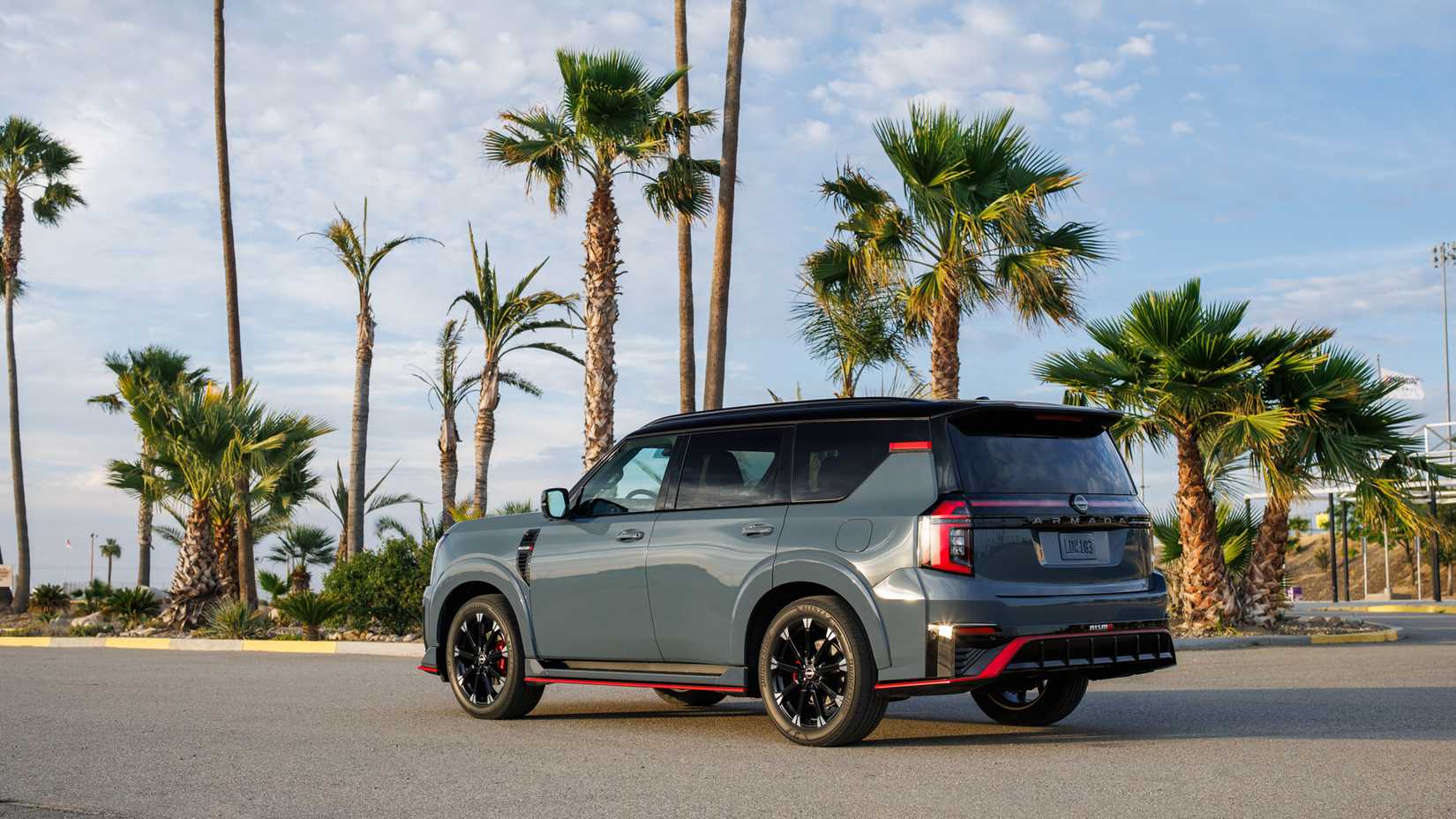 2026 Nissan Armada Nismo-15