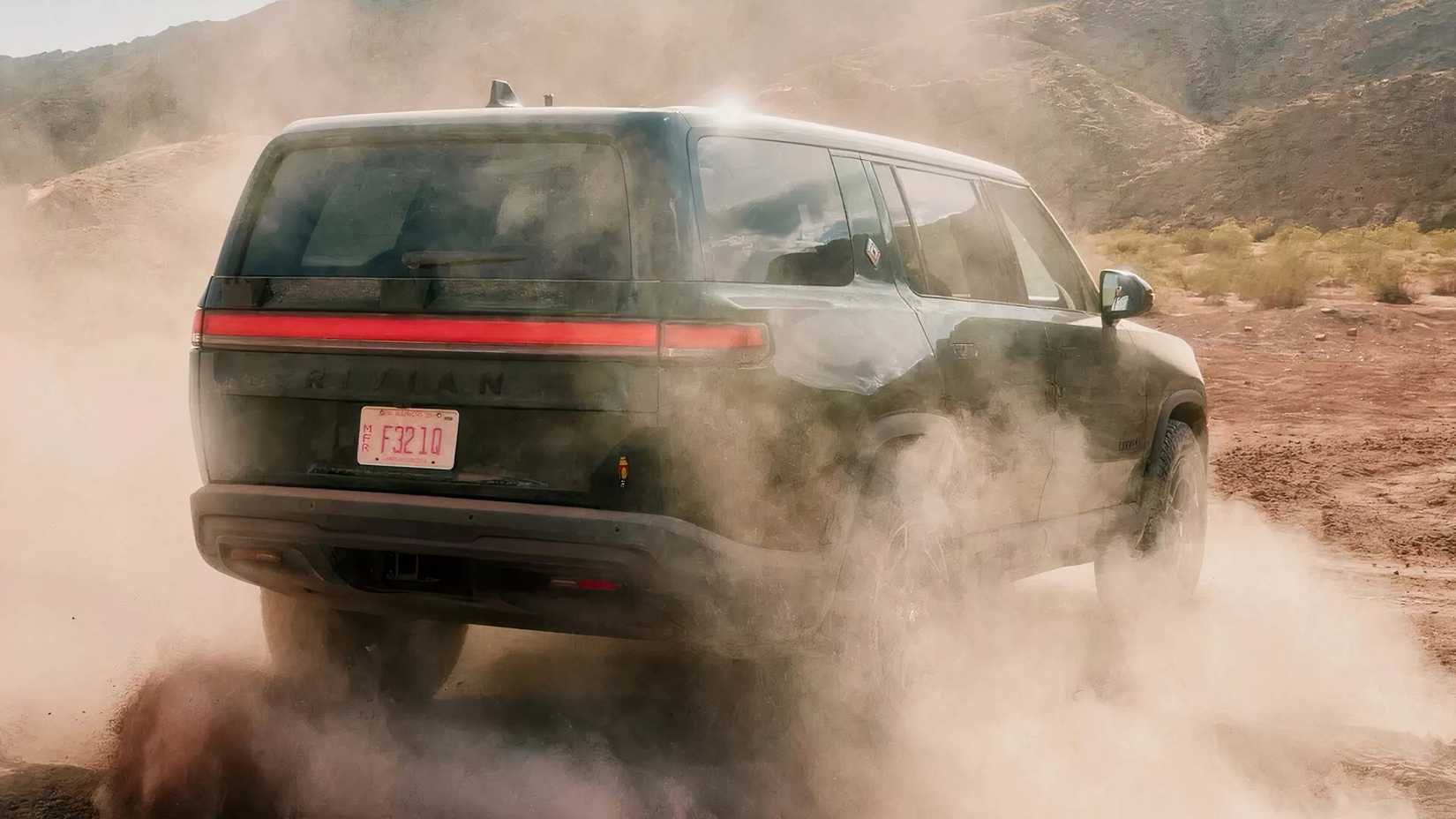 Dynamic shot of the 2026 Rivian R1S Quad