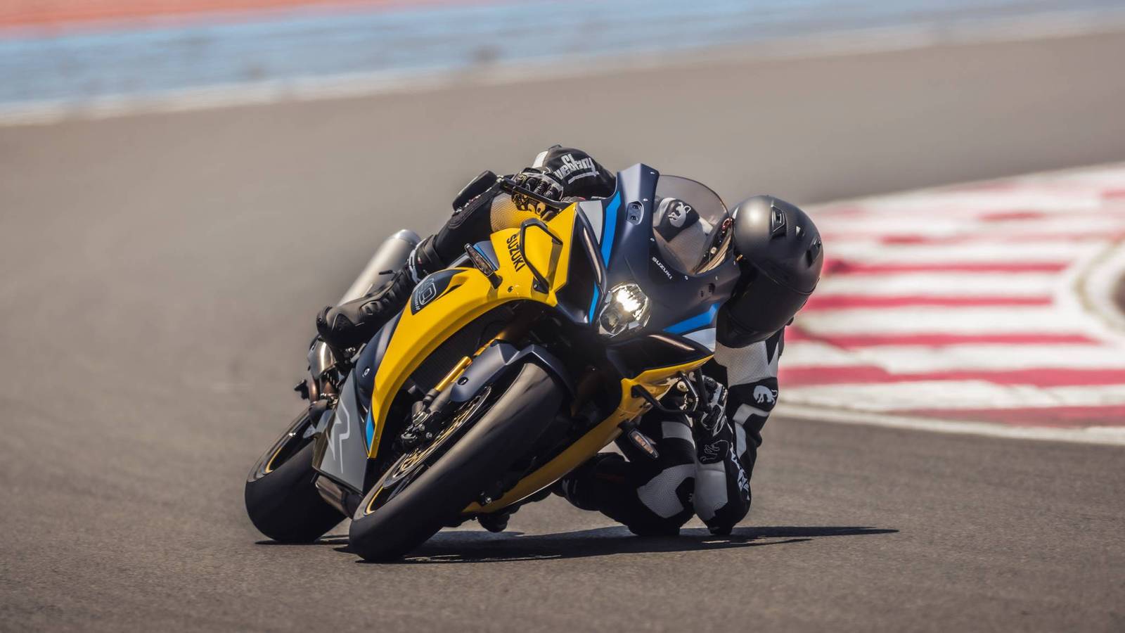 The New Suzuki GSX-R1000R Is A Certified Honda CBR1000RR Killer