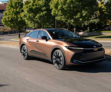 2026 Toyota Coroa-09