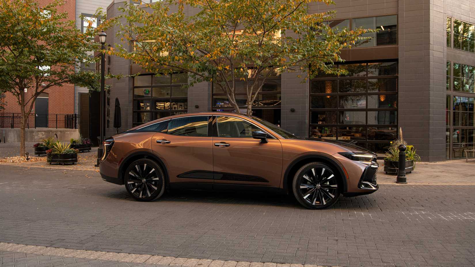 2026 Toyota Coroa-13