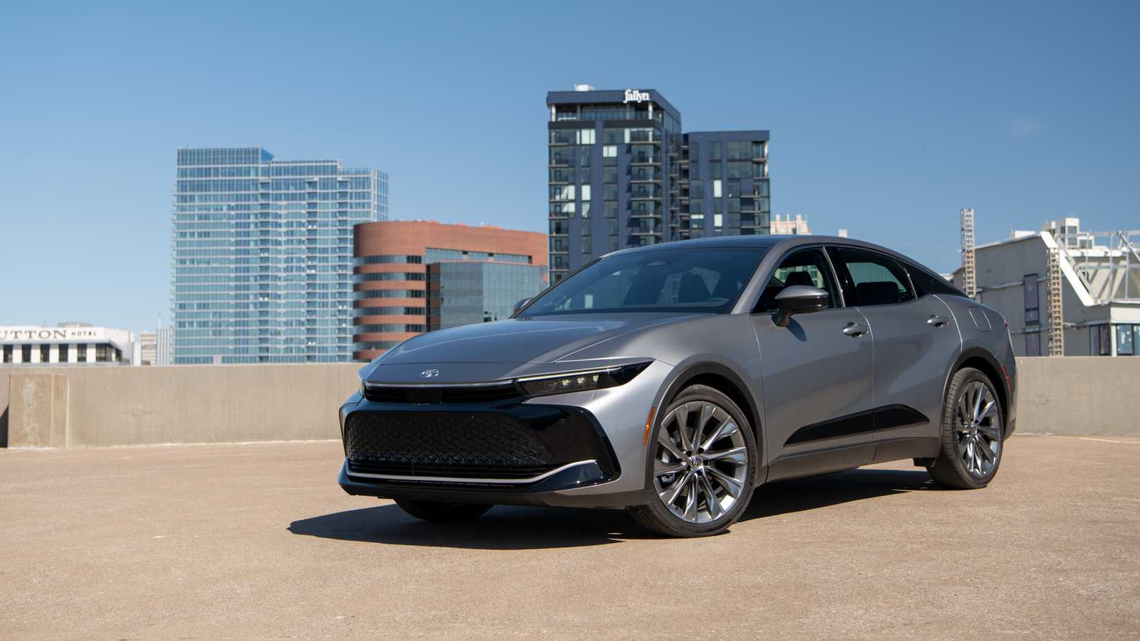 2026 Toyota Coroa-19