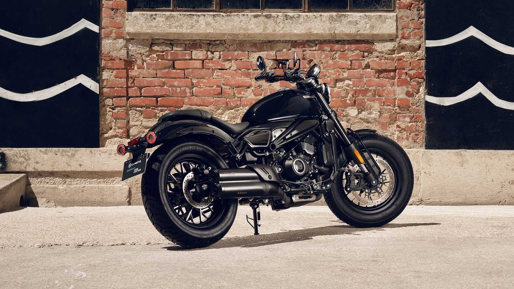 CFMoto 450CL-C in black rear third quarter view