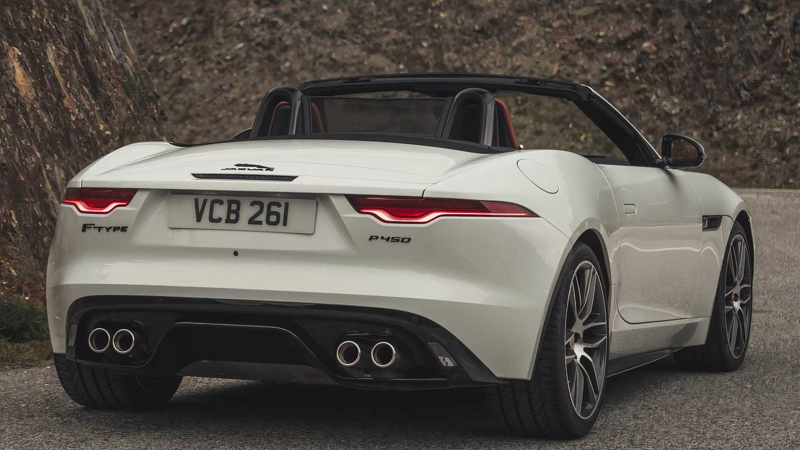 2021 Jaguar F-Type Convertible, rear 3/4