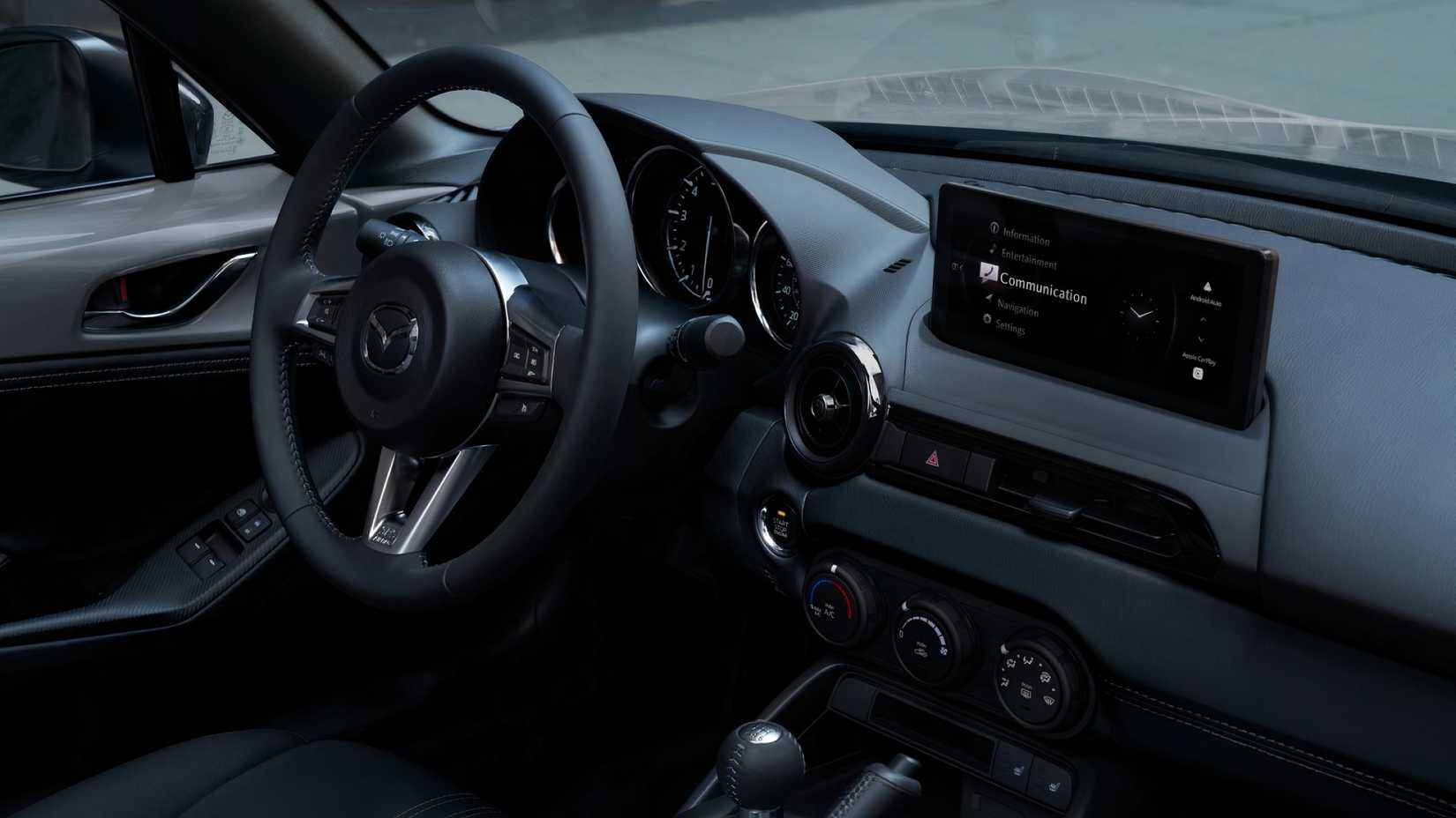 Mazda MX-5 Miata RF, interior