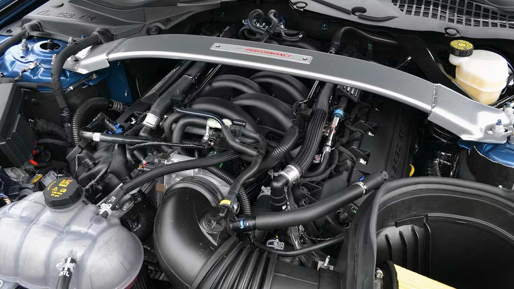 2019 Ford Mustang Shelby GT350 Engine Bay