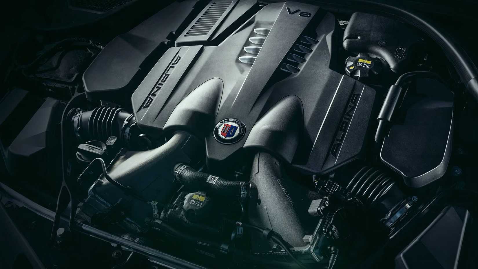 2025 BMW Alpina B8 Gran Coupe engine bay