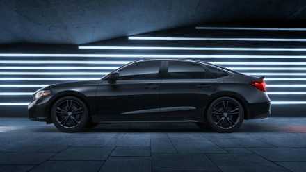 2025 Honda Civic Si in black parked on road