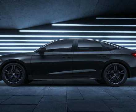 2025 Honda Civic Si in black parked on road