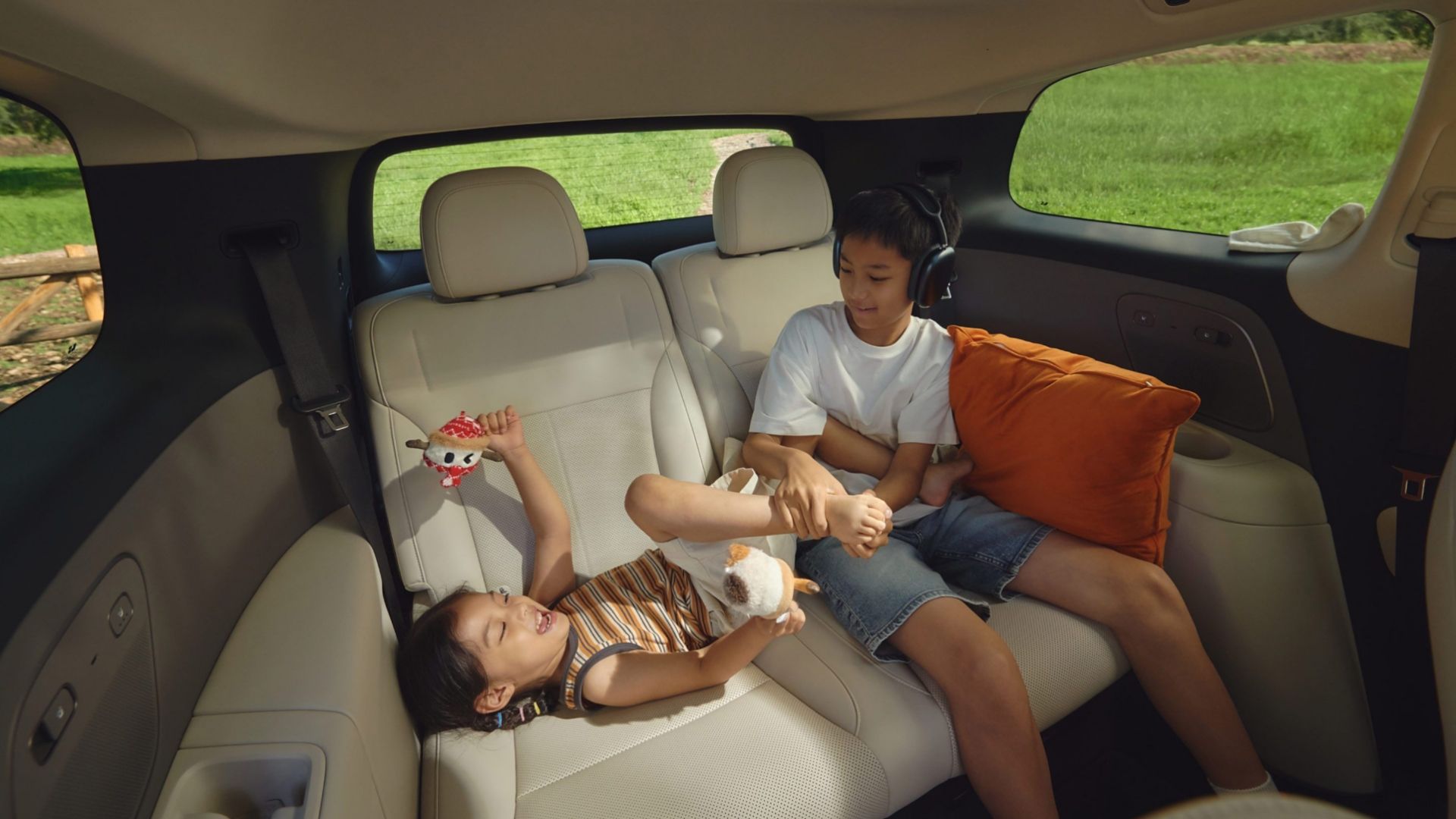 Li Auto i8 Is A Super-Sleek Family Hauler With Loads Of Great Features