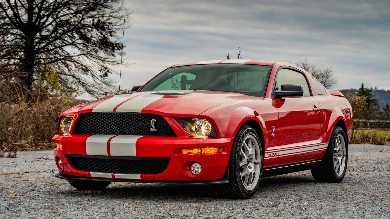 3/4 front view of 2007 Ford Mustang Shelby GT500