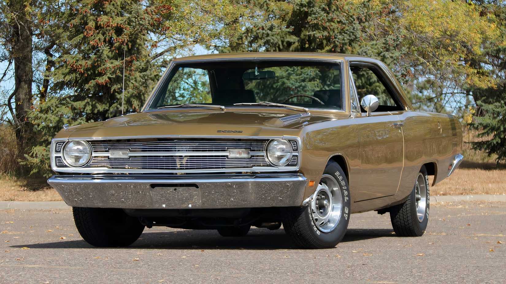 3/4 front view of 1969 Dodge Dart Swinger