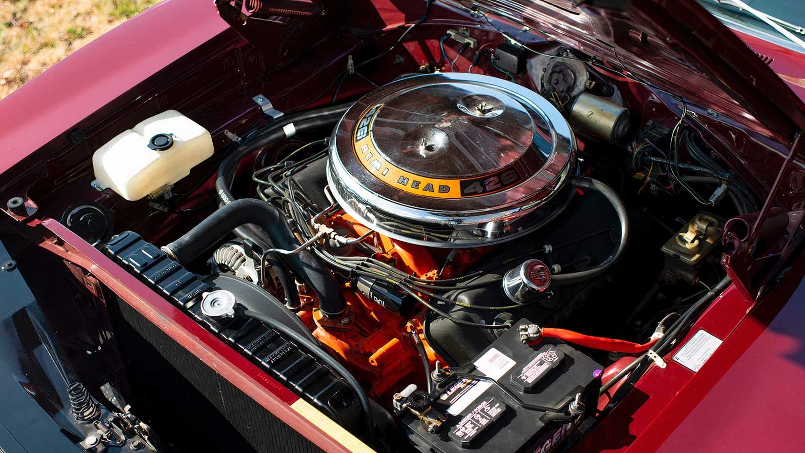 Engine of 1968 Dodge Charger R/T
