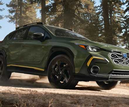 Vista lateral 3/4 do Subaru Crosstrek Sport 2024