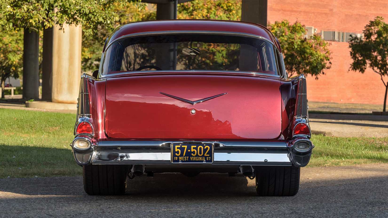 Vista traseira do Chevrolet Bel Air Custom 1957
