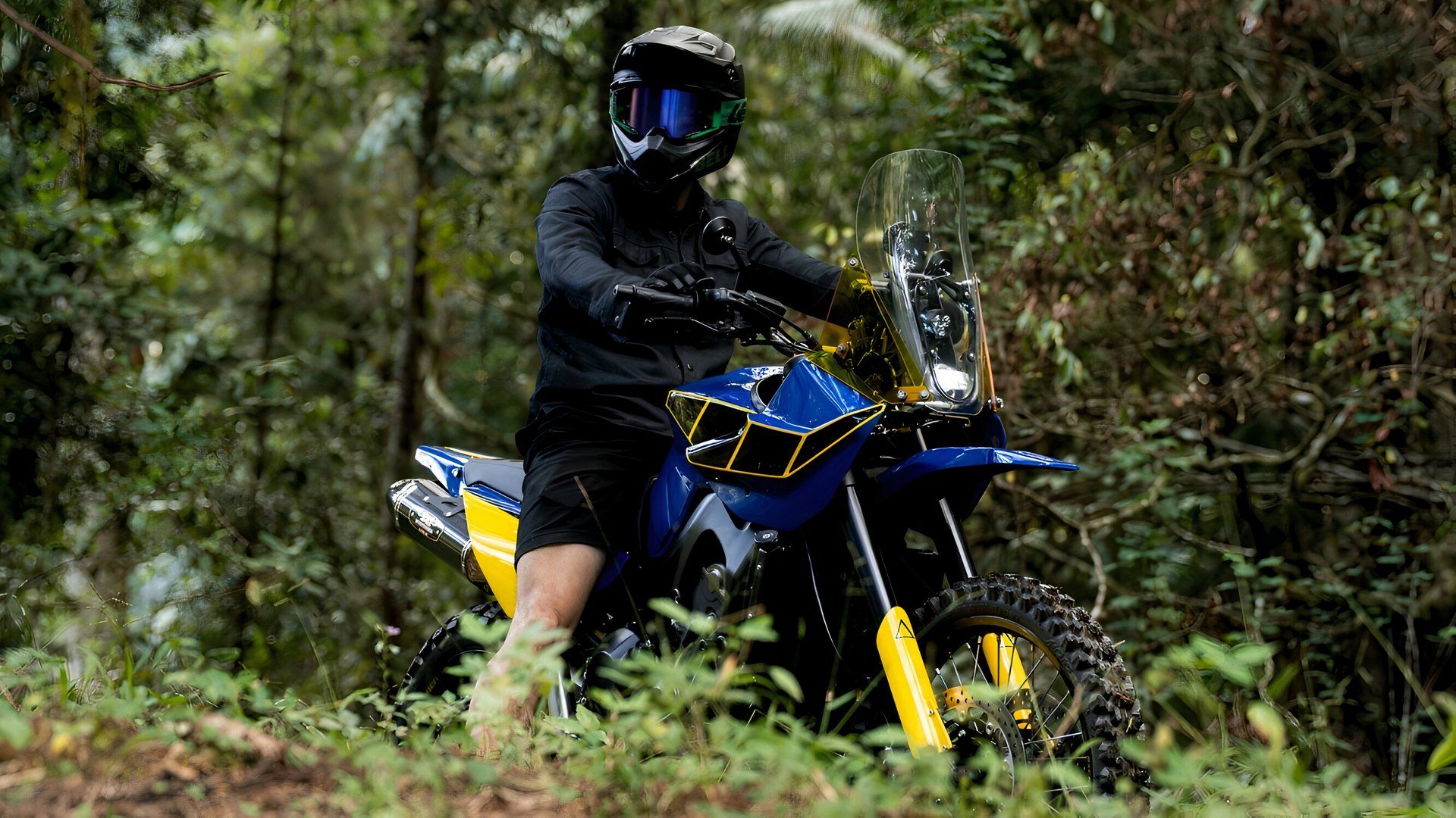 Custom Yamaha MT-09-based ADV hd wallpaper