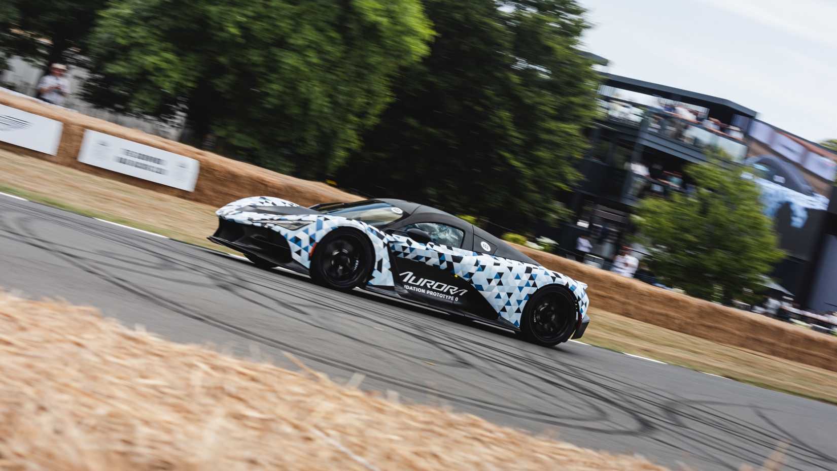 zenvo-aurora-prototype-goodwood-sized-fos