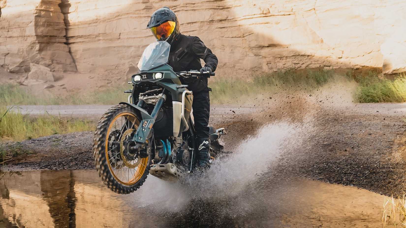 Kove 800X Pro off-roading action