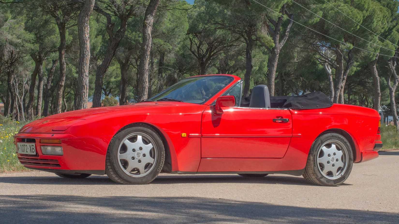 Porsche 944 Turbo Cabriolet 1991, perfil lateral