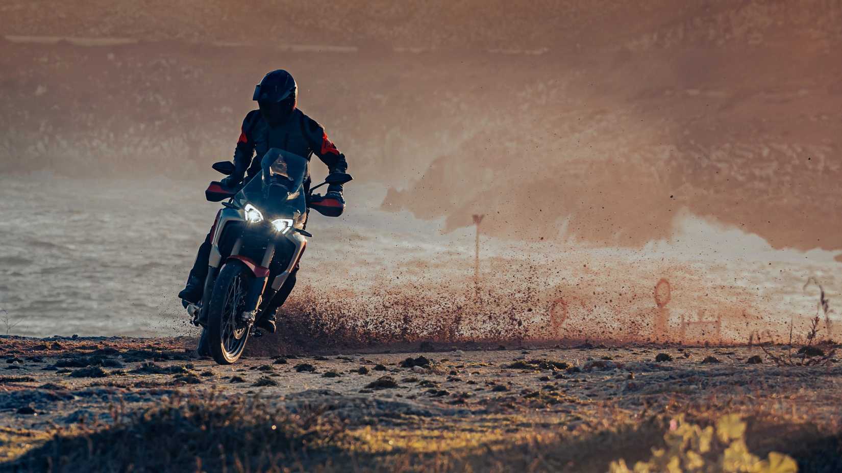 2025 MV Agusta Enduro Veloce Deslizante