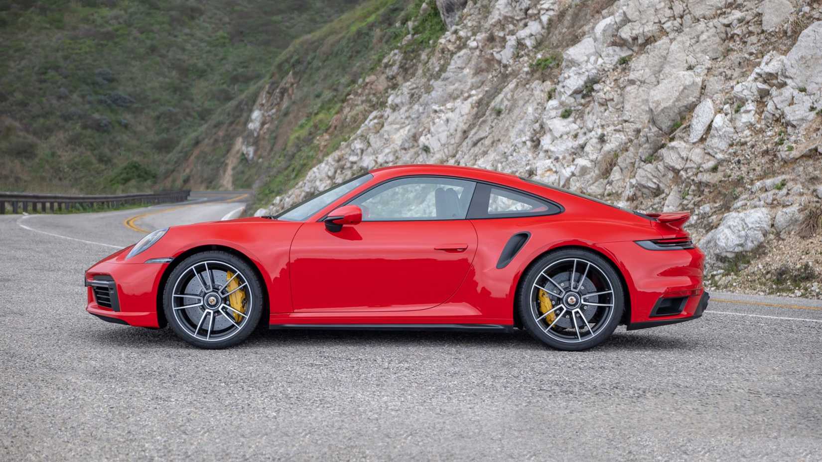 2025 Porsche 911S5